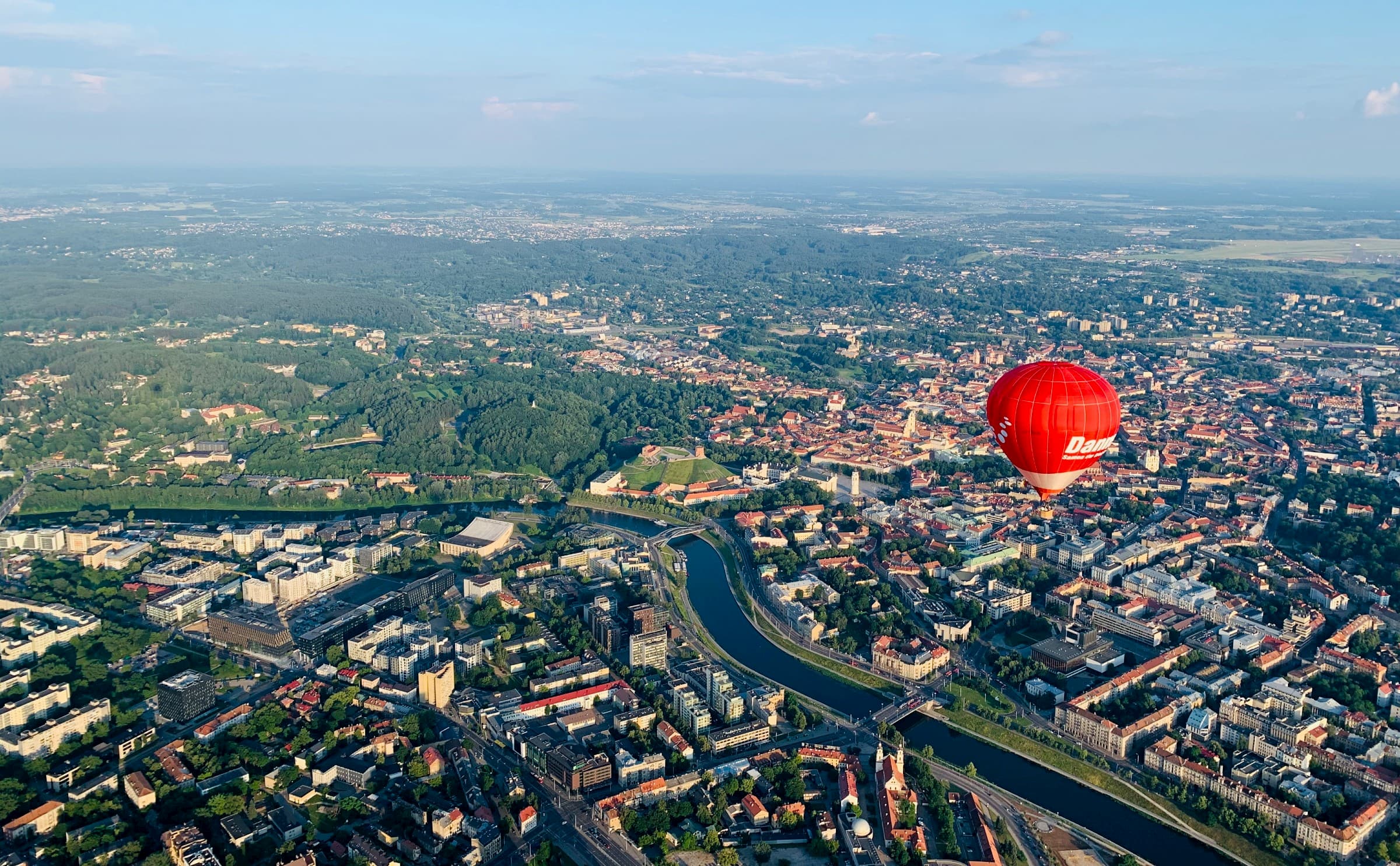 hot-air-balloon-over-vilnius.jpg
